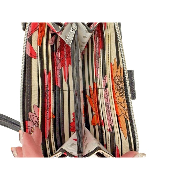 Sakroots Smartphone Wristlet/Wallet Floral Stripe  8.5" x  5" x 1"  Excellent C - Picture 3 of 11